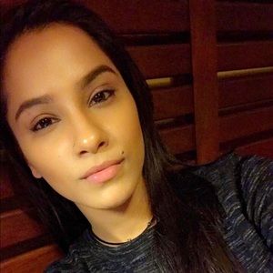 Meet your Posher, Deepti